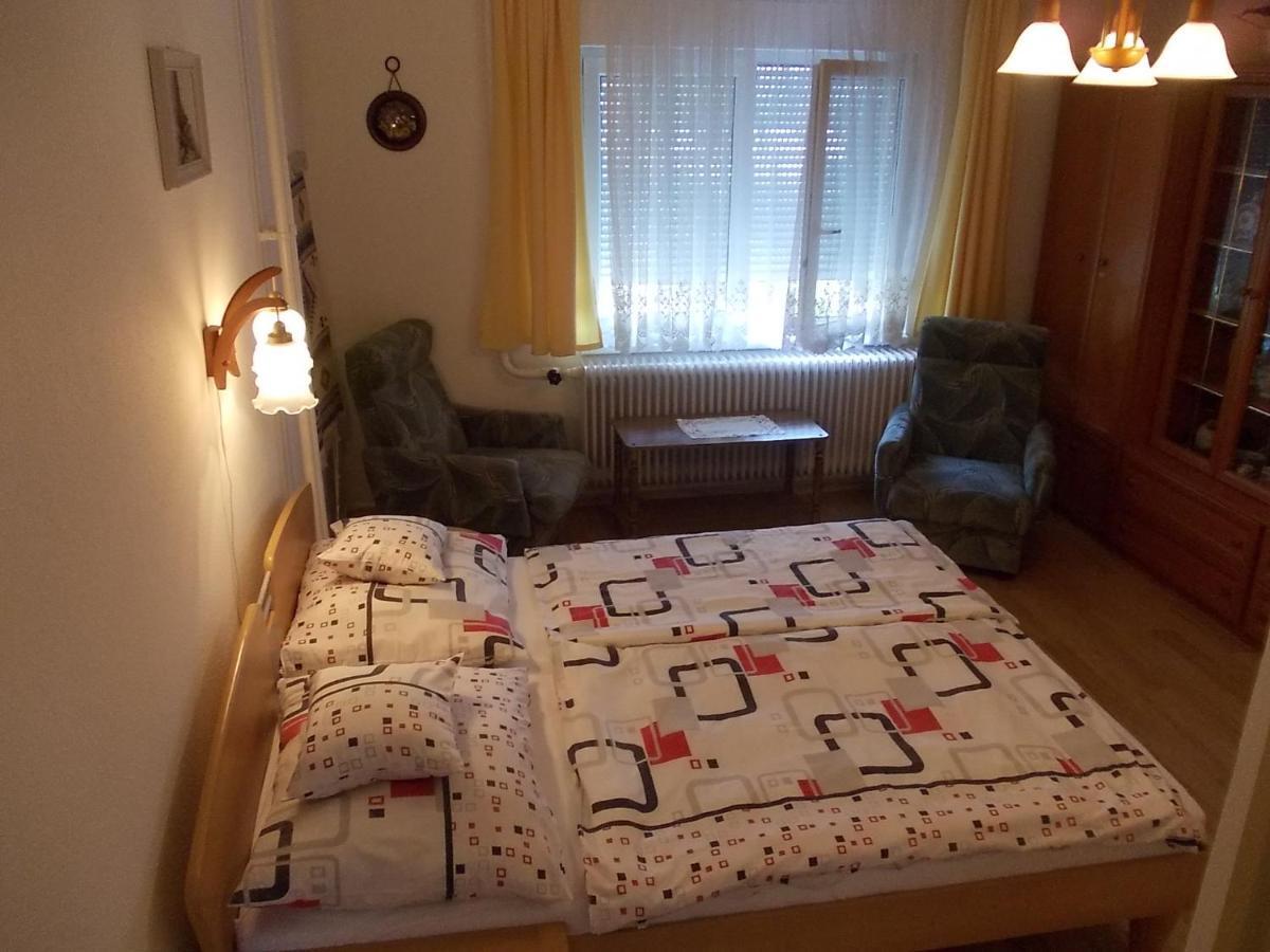 Judit Vendégház Hévíz Esterno foto